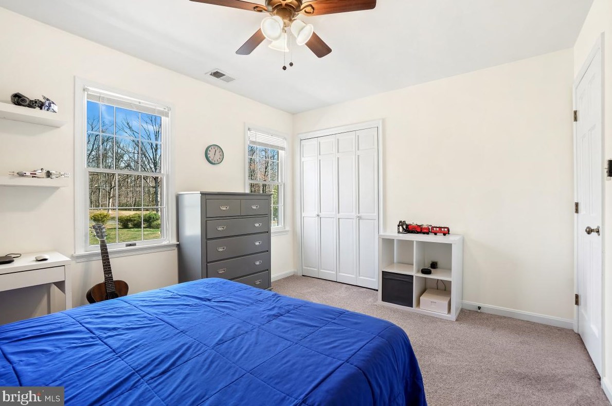 13674 Van Doren Rd, Manassas VA  20112-3803 exterior