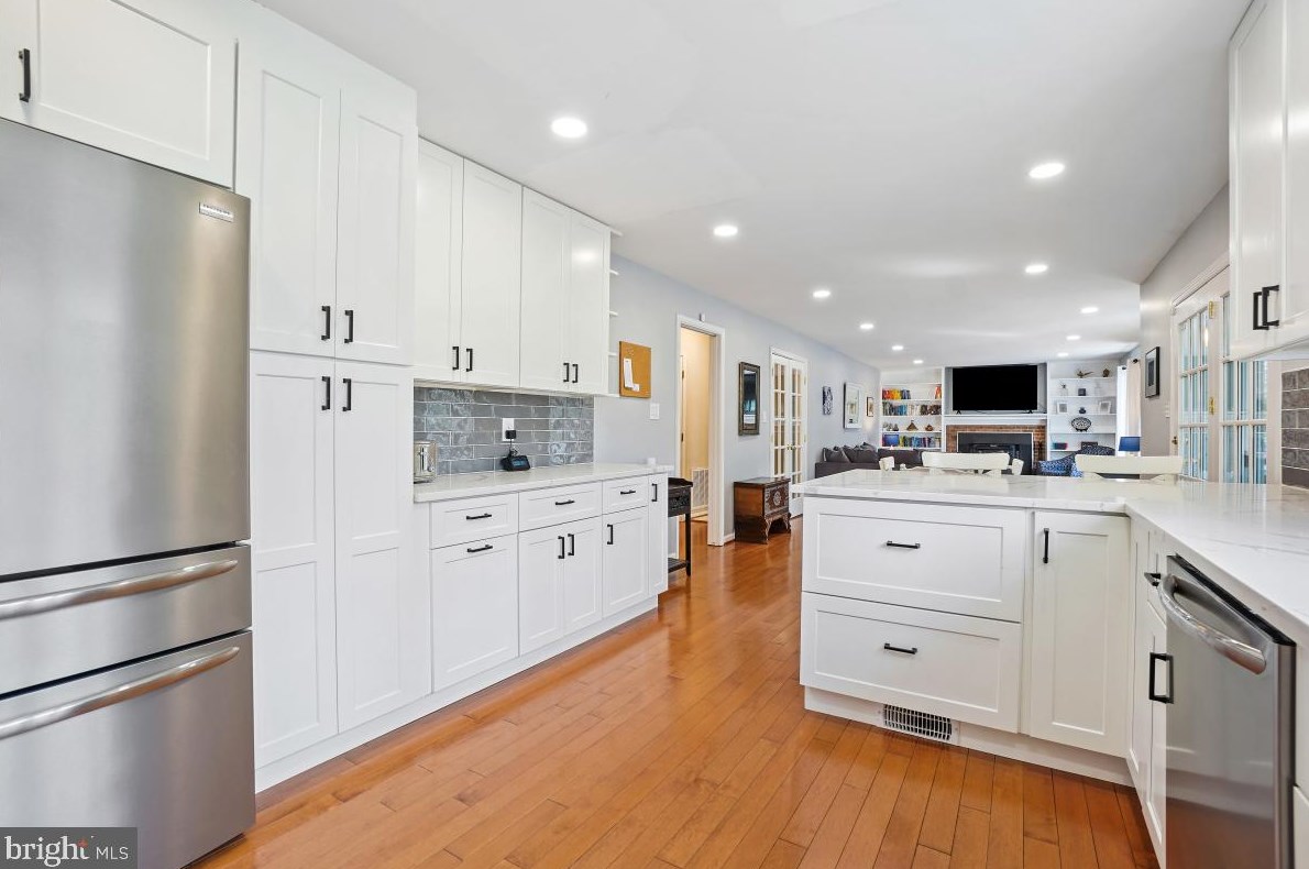 13674 Van Doren Rd, Manassas VA  20112-3803 exterior