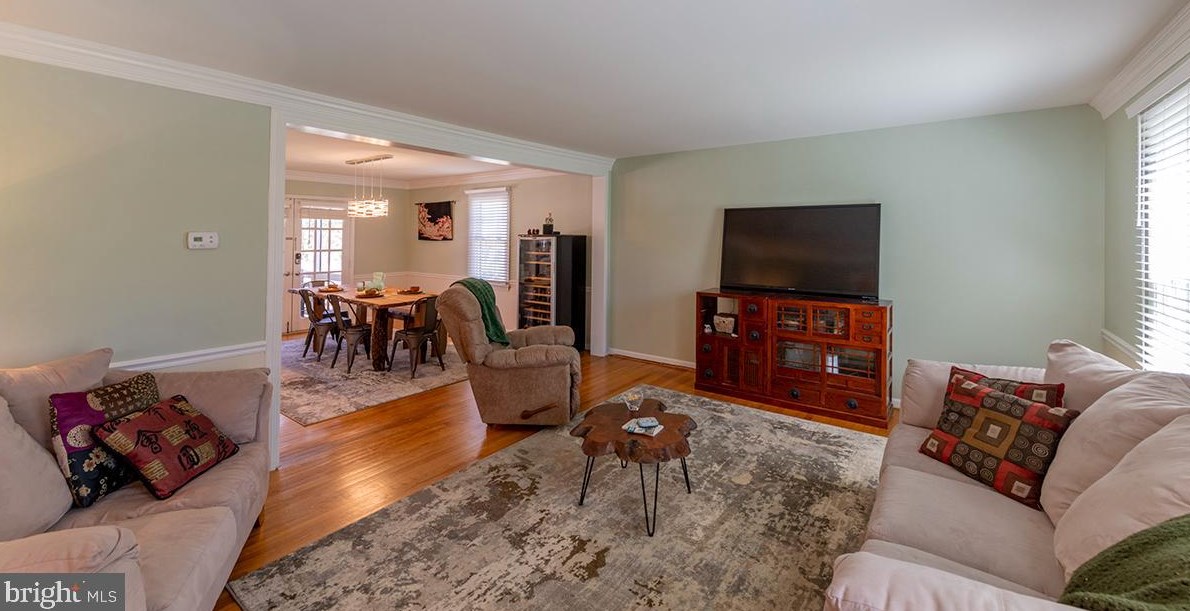 3237 Riverview Dr, Triangle VA  22172-1421 exterior