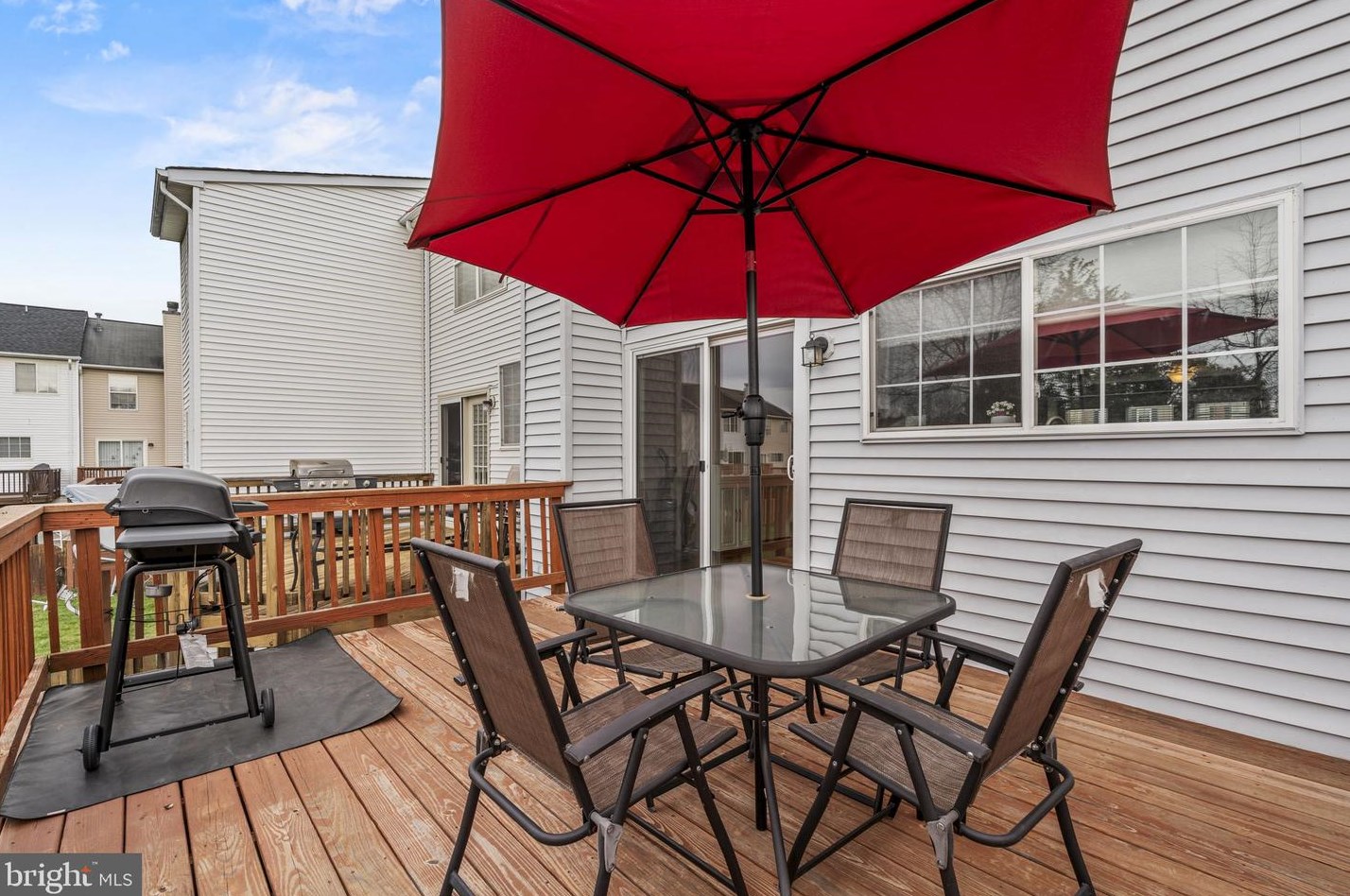 8240 Ramseur Pl, Manassas VA  20109-1905 exterior