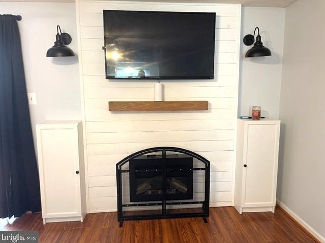 15069 Mill Spring Dr, Dumfries VA  22025-1078 exterior