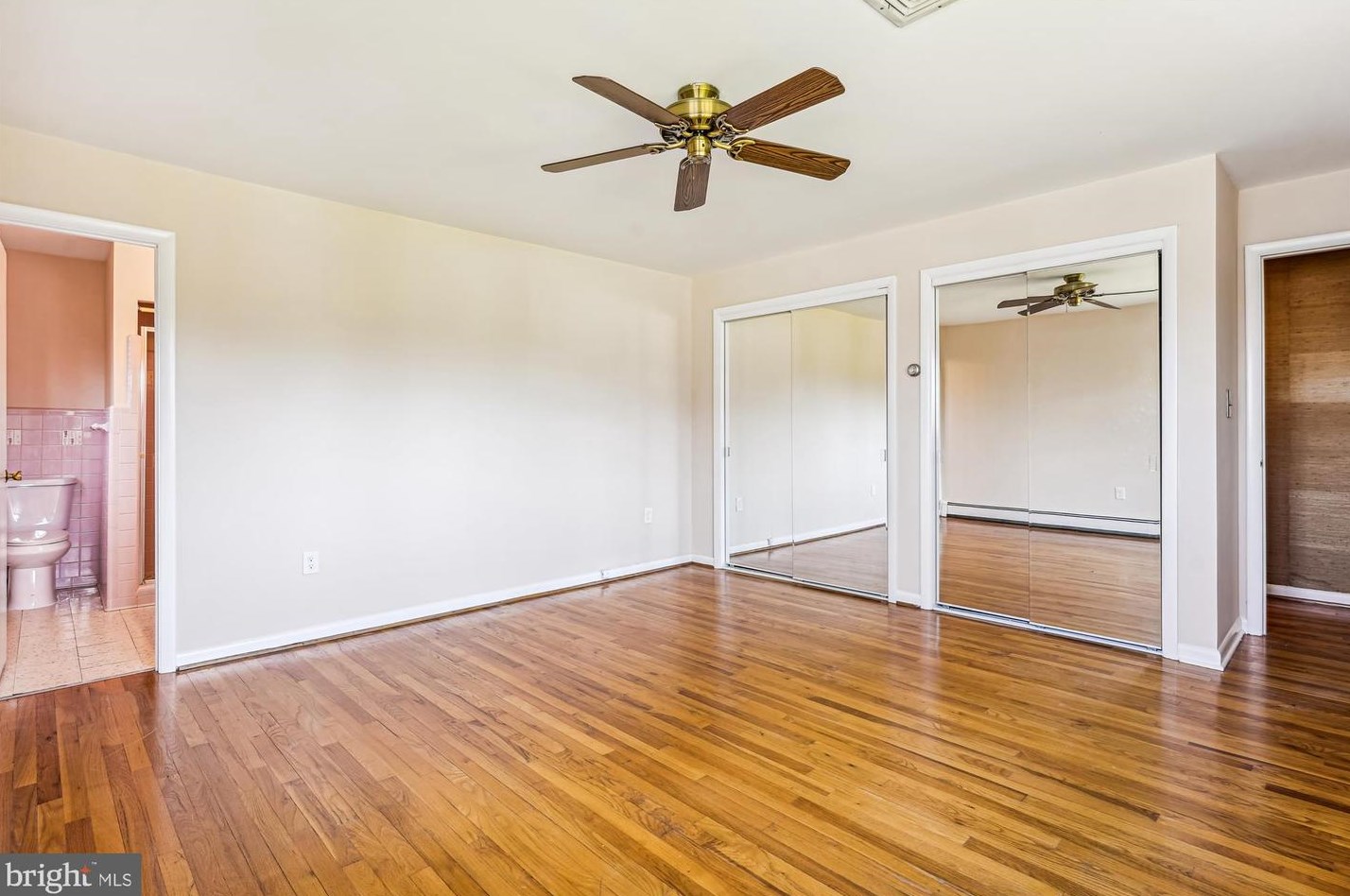 8405 Sunset Dr, Manassas VA  20110-3827 exterior