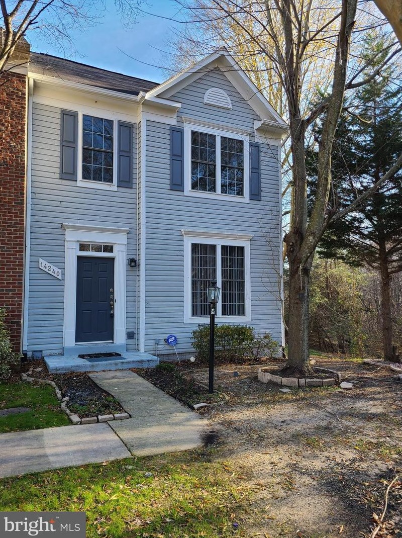 14240 Madrigal Dr, Woodbridge VA  22193-5955 exterior
