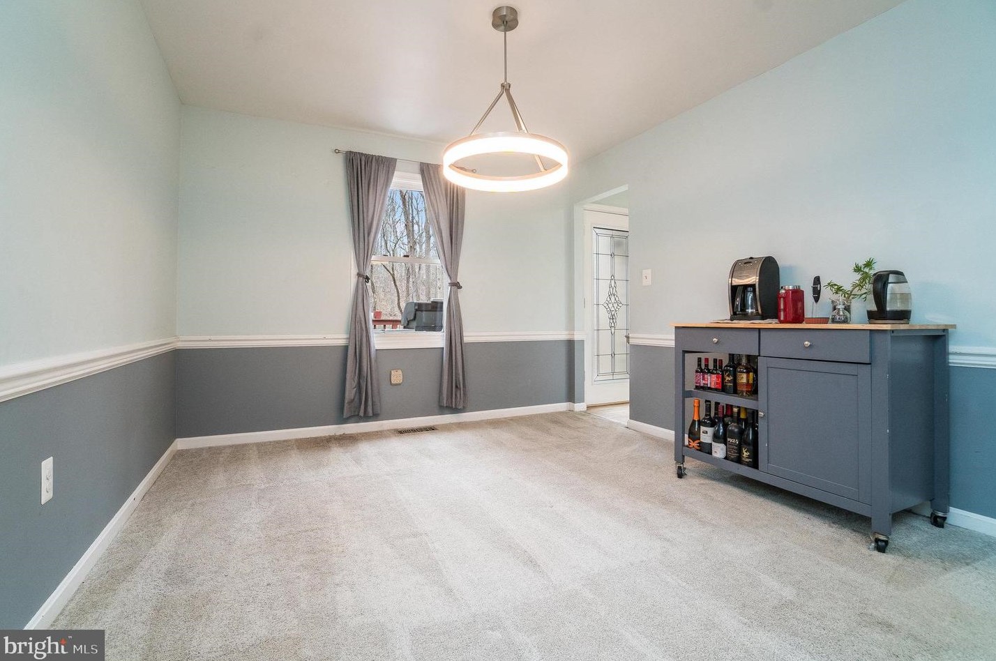 13374 Marie Dr, Manassas VA  20112-4718 exterior