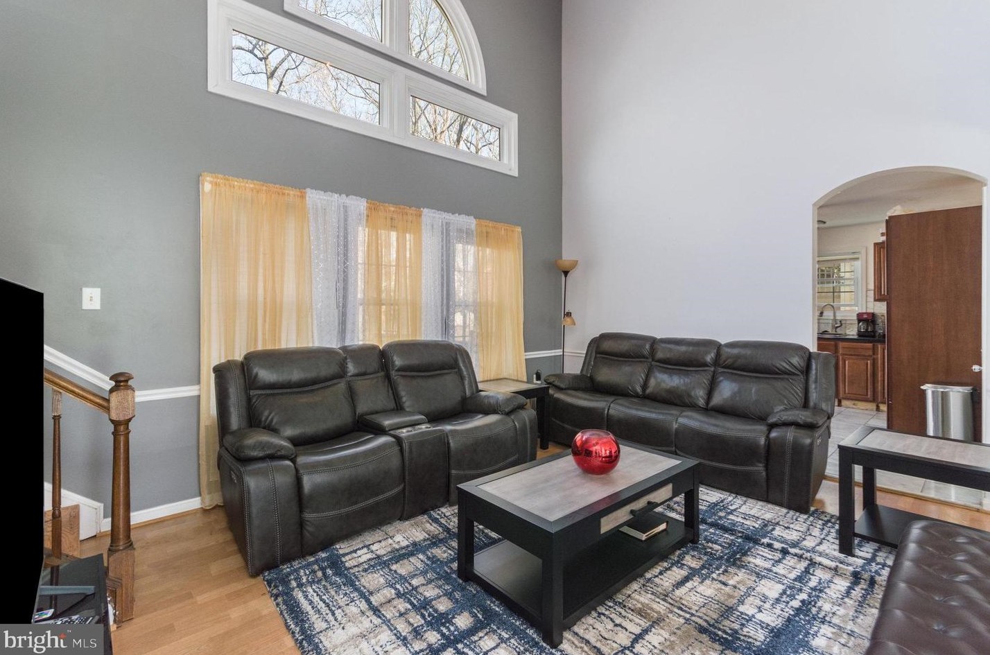 11969 Home Guard Dr, Woodbridge VA  22192-1038 exterior