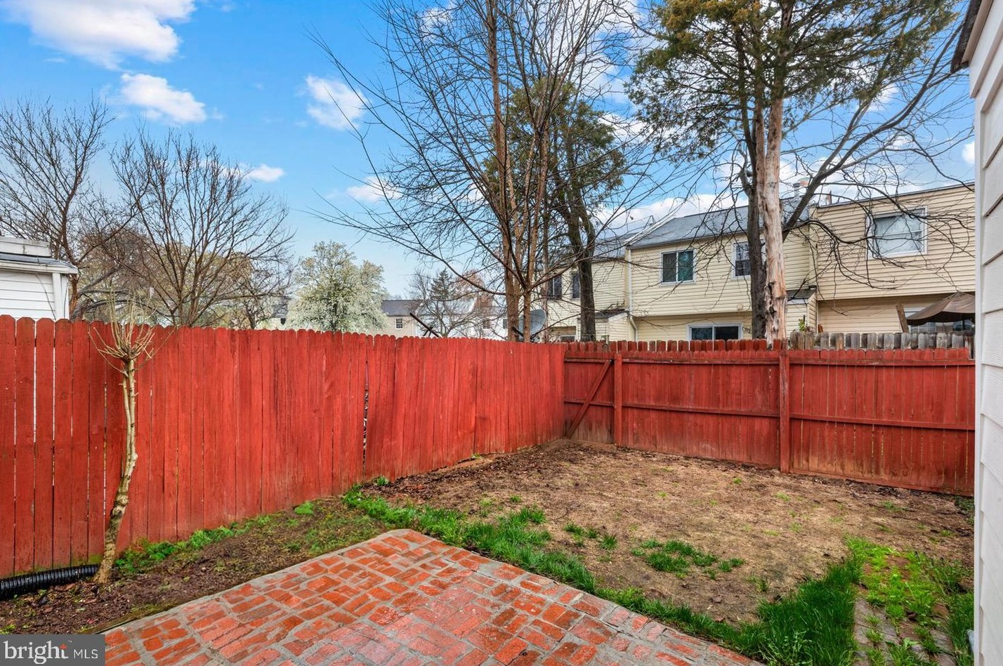 8186 Community Dr, Manassas VA  20109-3551 exterior