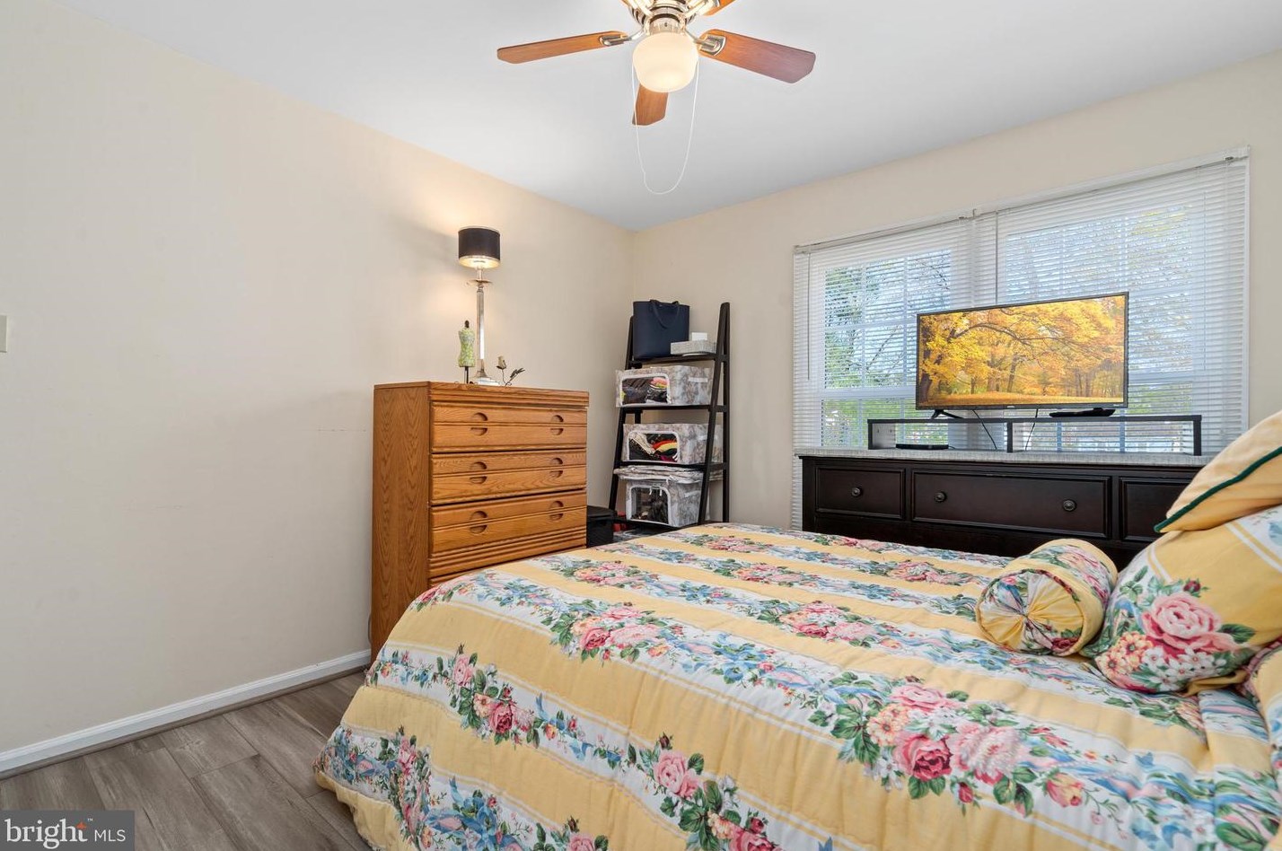 14857 Swallow Ct, Woodbridge VA  22193-1868 exterior