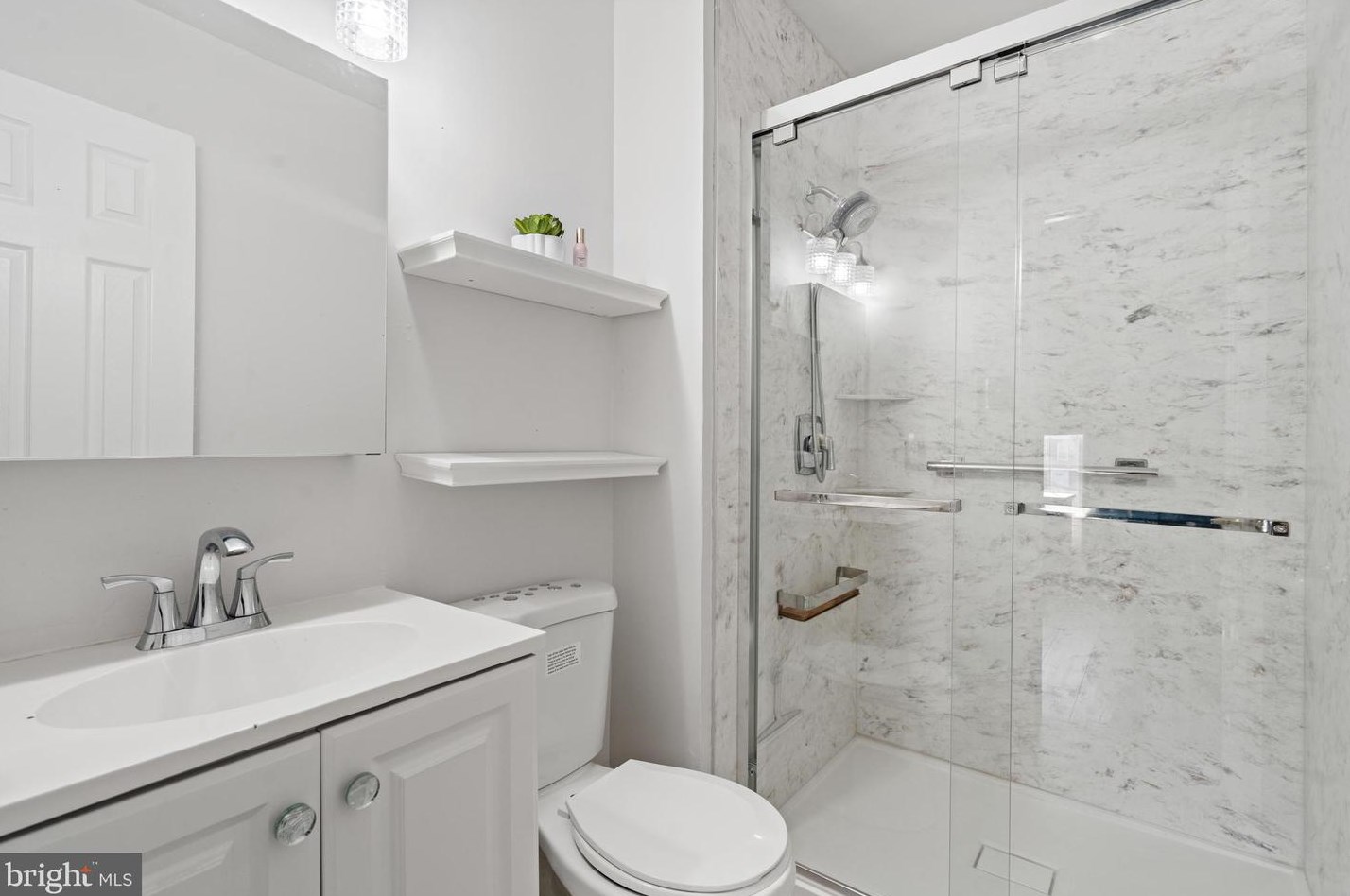 14857 Swallow Ct, Woodbridge VA  22193-1868 exterior