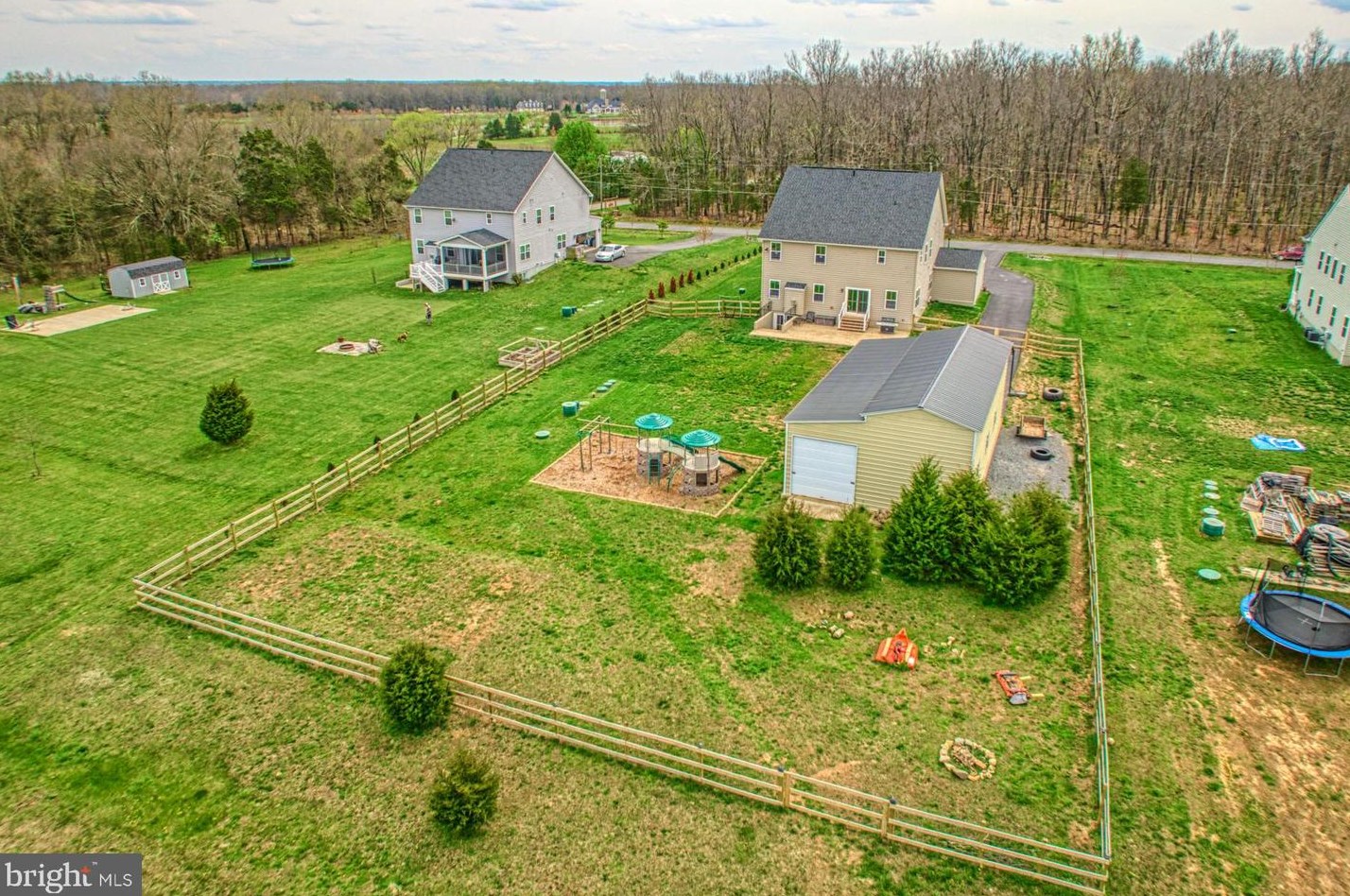 12778 Hazelwood Dr, Nokesville VA  20181-2500 exterior