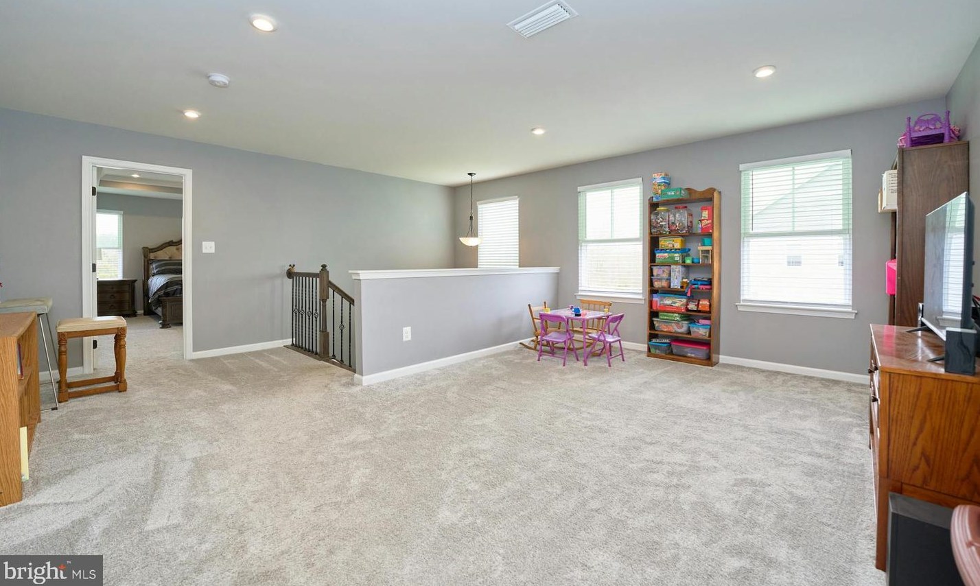 12778 Hazelwood Dr, Nokesville VA  20181-2500 exterior