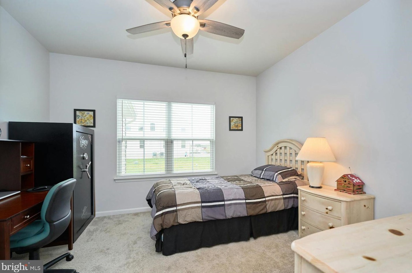 12778 Hazelwood Dr, Nokesville VA  20181-2500 exterior