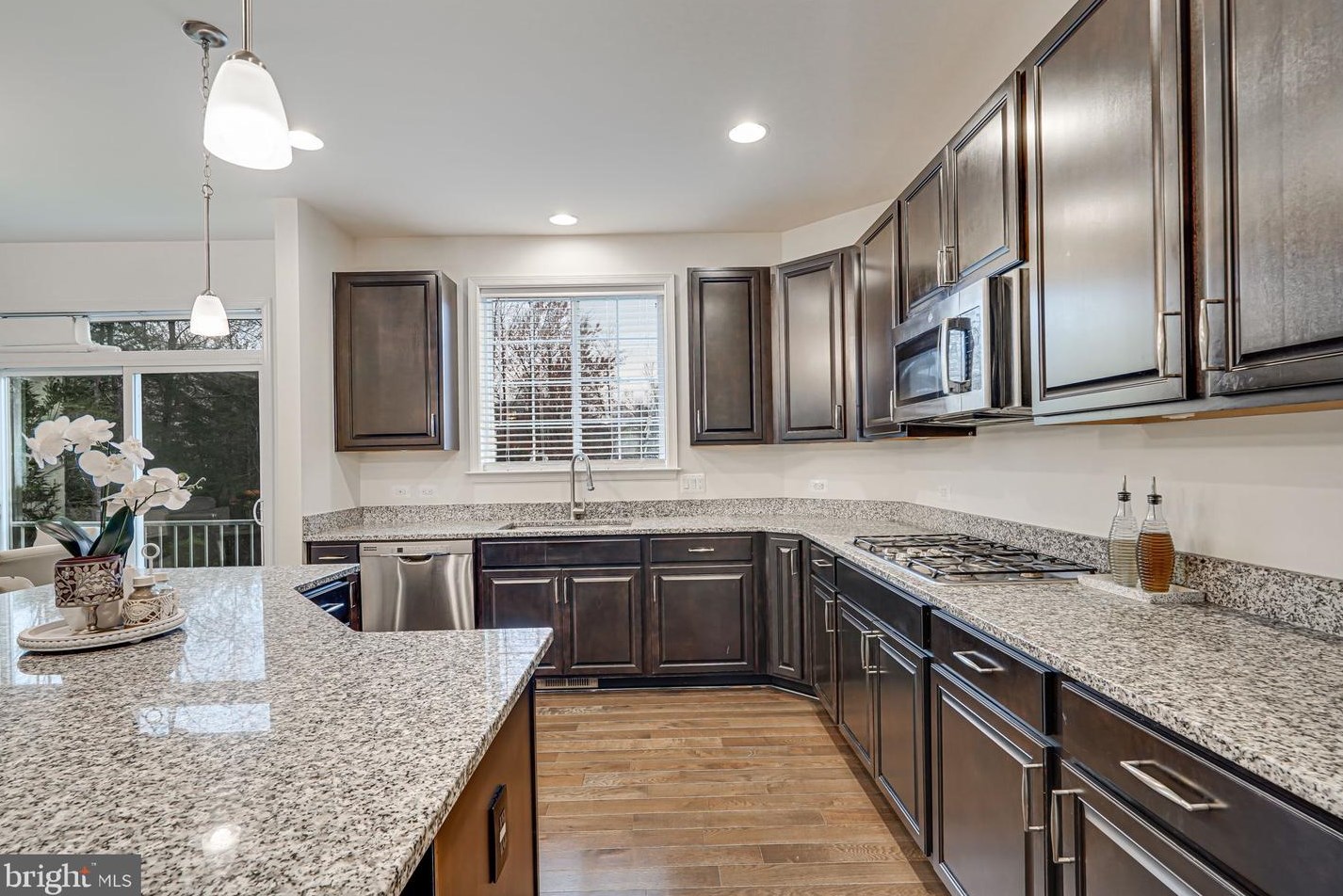 12209 Jennell Dr, Bristow VA  20136-1127 exterior