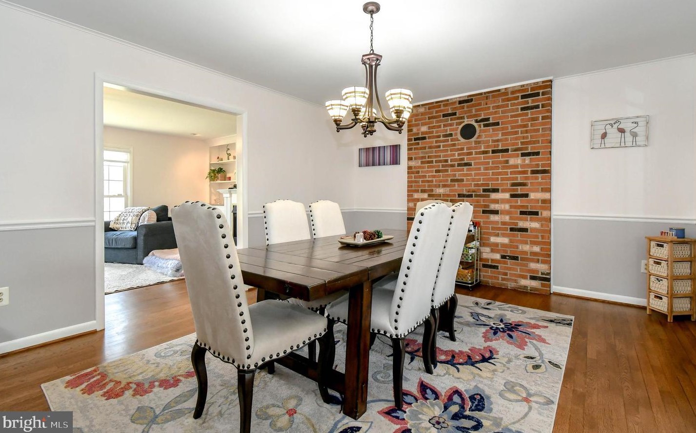 7201 Kings Arm Dr, Manassas VA  20112-3236 exterior