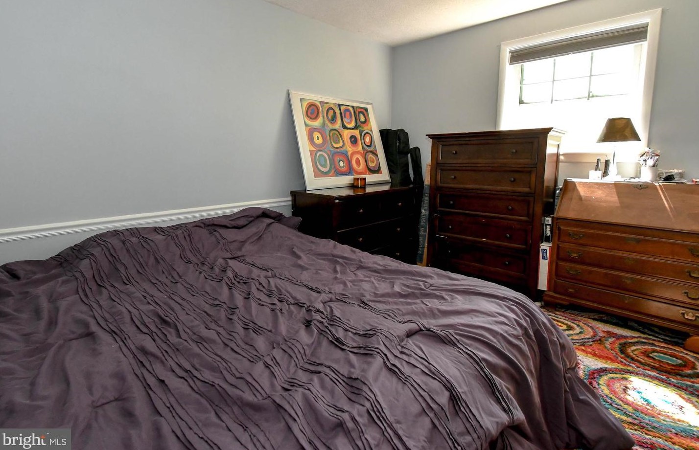 7201 Kings Arm Dr, Manassas VA  20112-3236 exterior
