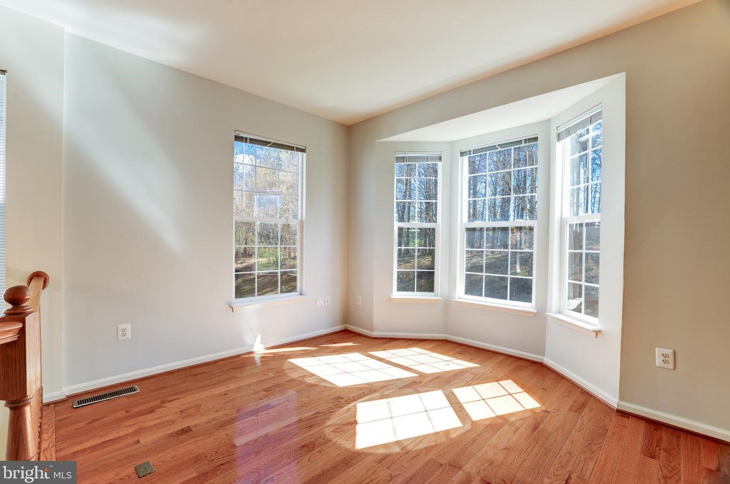 3581 Sherbrooke Cir, Woodbridge VA  22192-7033 exterior