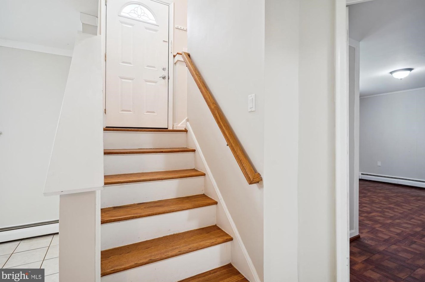 14330 Belleville Ave, Woodbridge VA  22193-1403 exterior