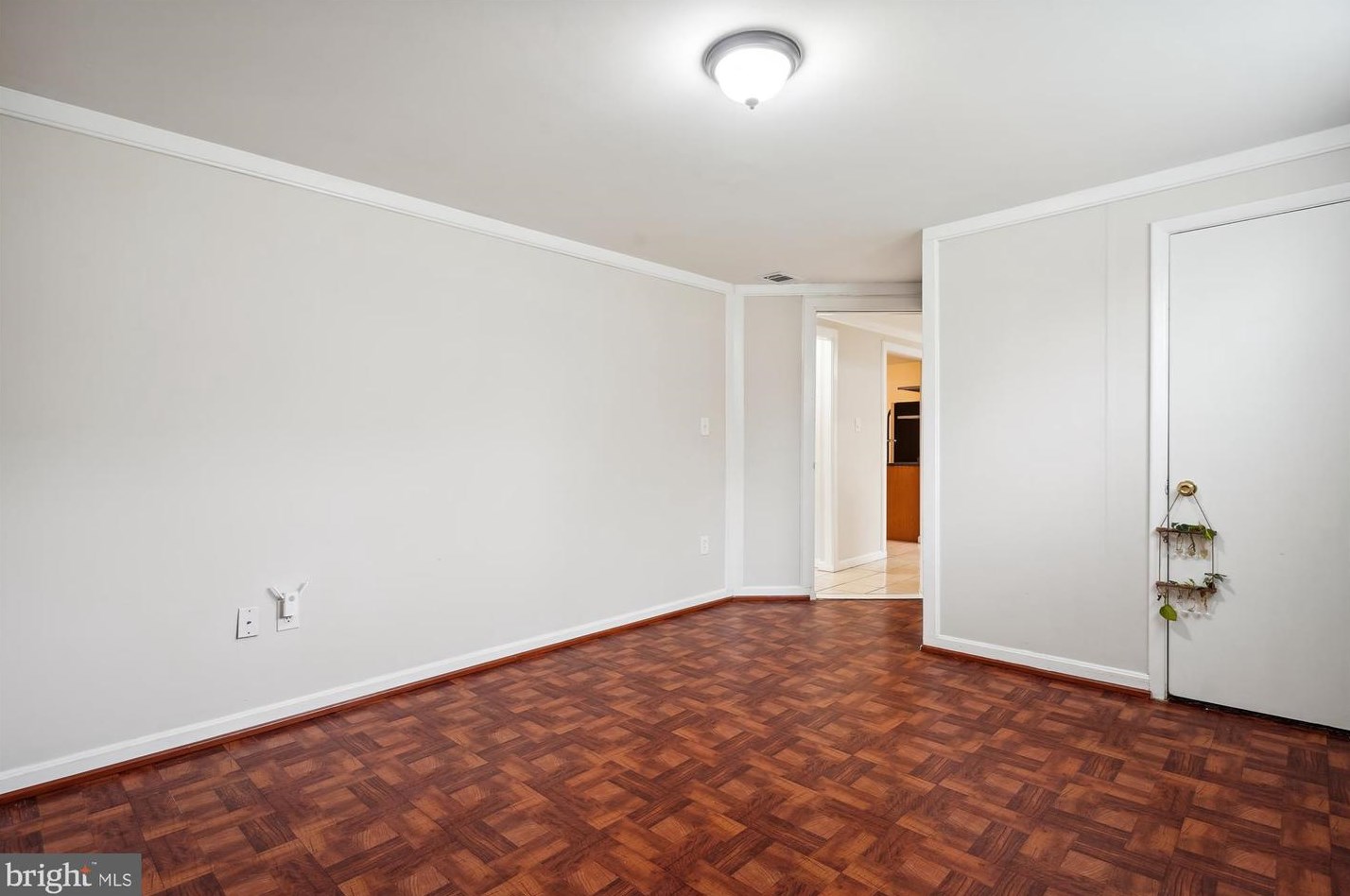 14330 Belleville Ave, Woodbridge VA  22193-1403 exterior