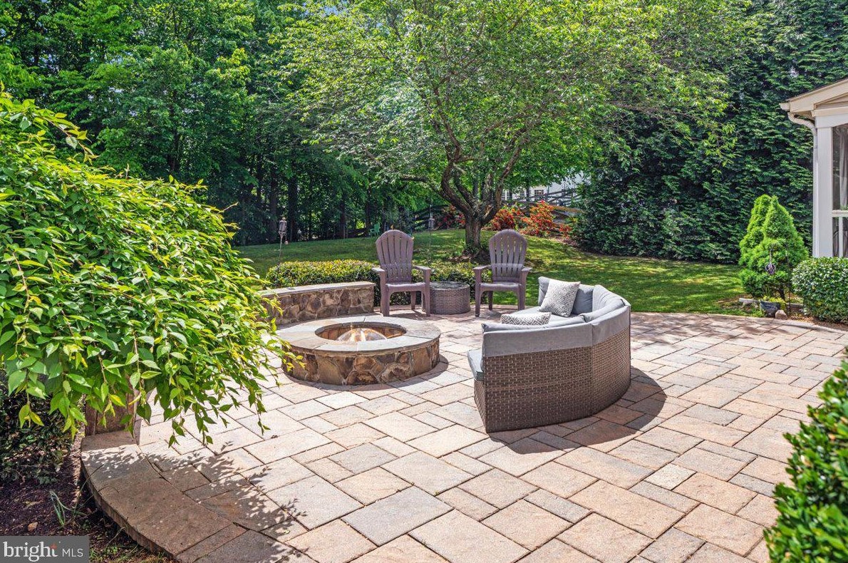 13191 Rettew Dr, Manassas VA 20112-7820 exterior