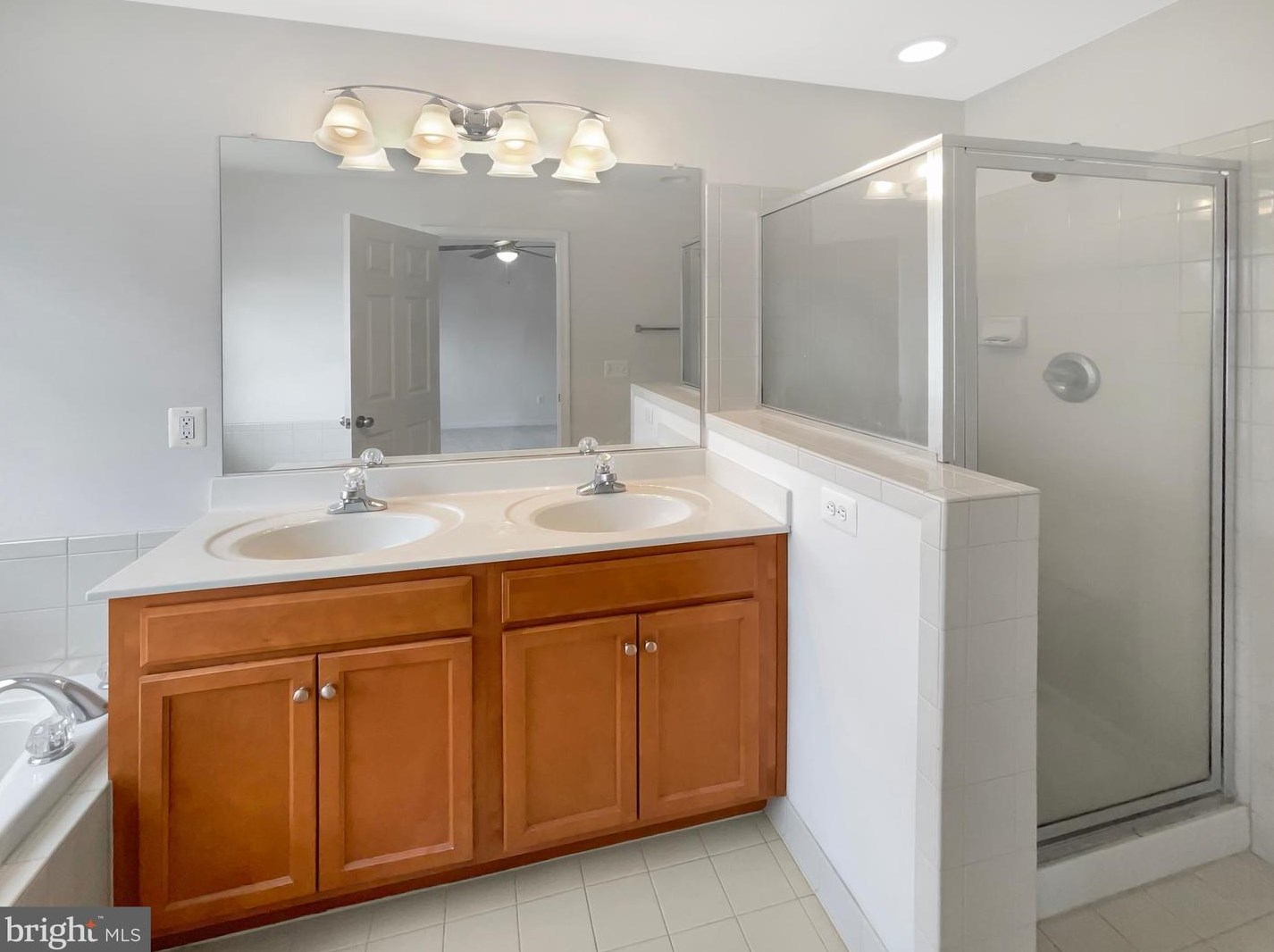 2218 William Harris Way, Woodbridge VA  22191-6518 exterior