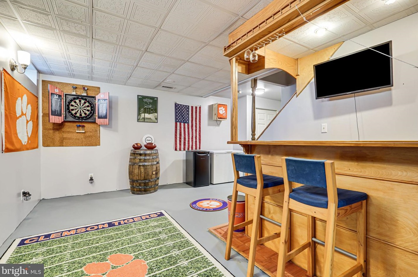 15792 Beau Ridge Dr, Woodbridge VA  22193-1028 exterior