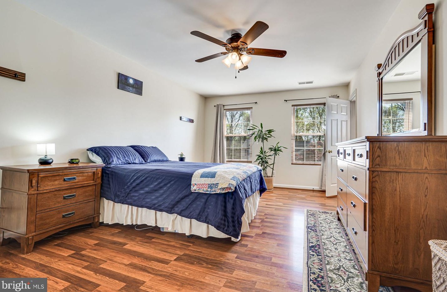 15792 Beau Ridge Dr, Woodbridge VA  22193-1028 exterior