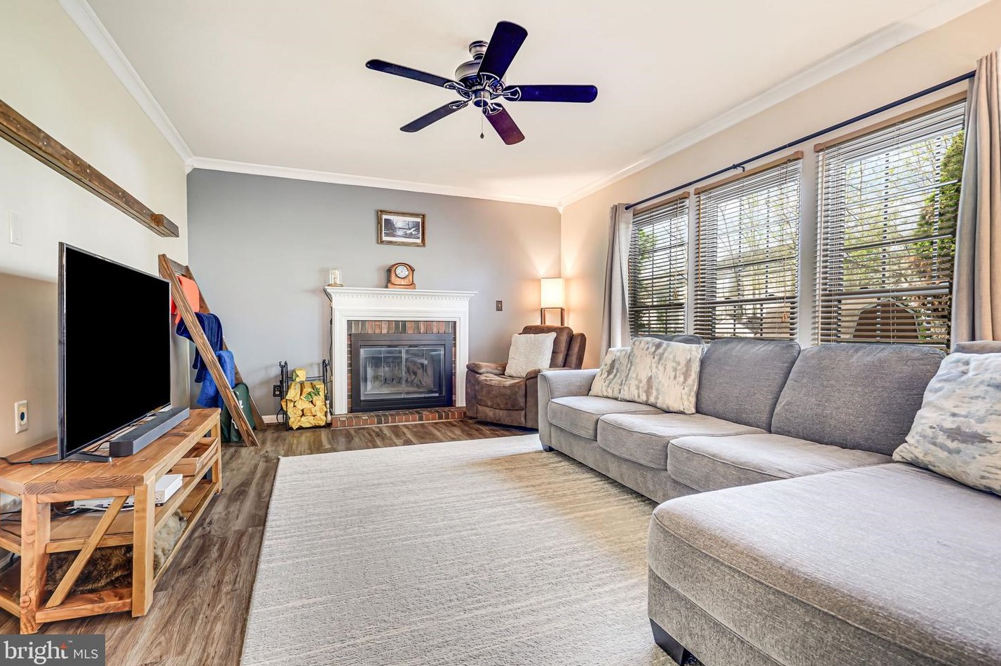 15792 Beau Ridge Dr, Woodbridge VA  22193-1028 exterior