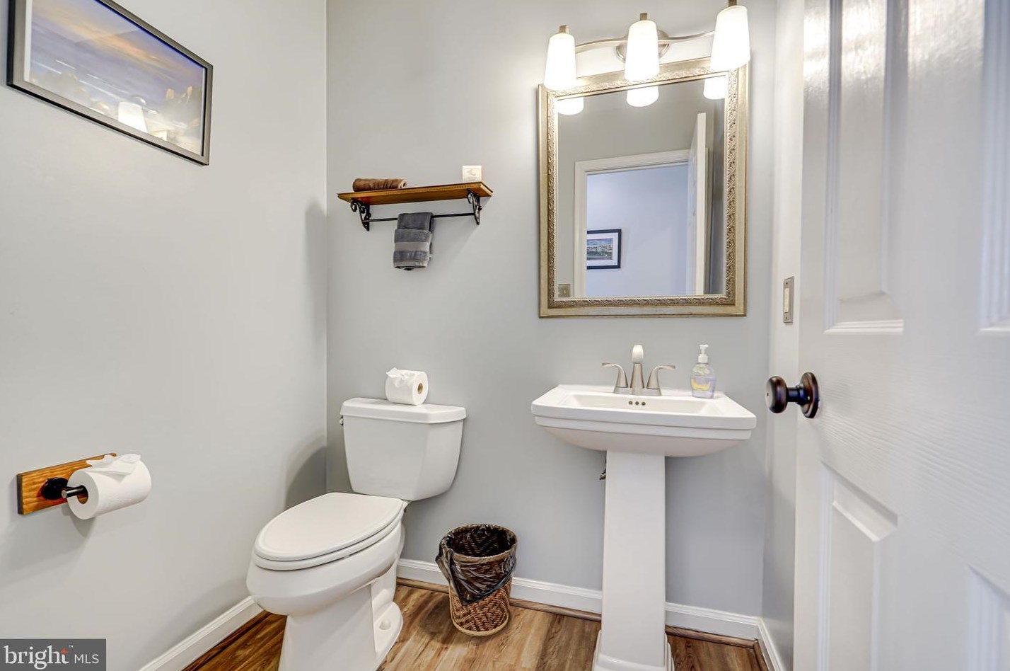 15792 Beau Ridge Dr, Woodbridge VA  22193-1028 exterior