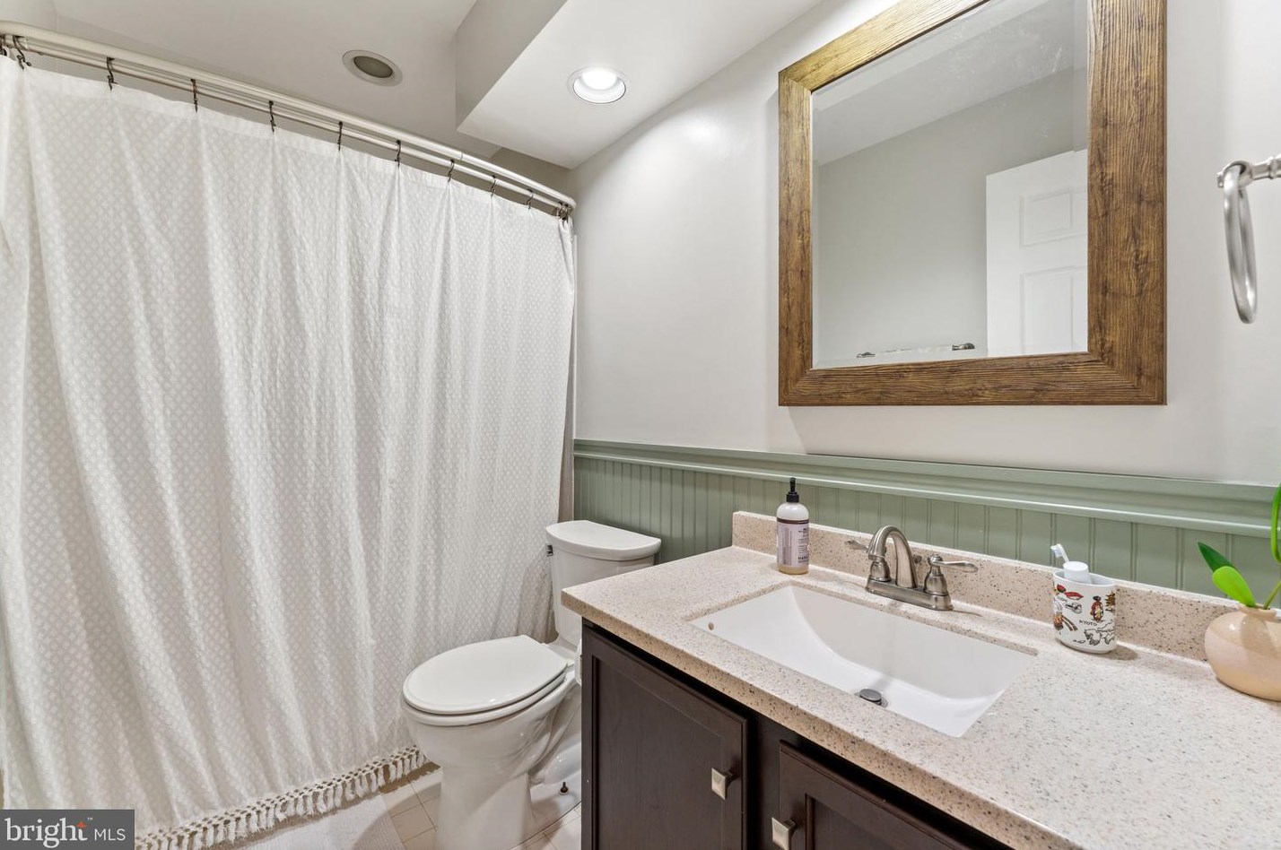 12365 Manchester Way, Woodbridge VA  22192-5178 exterior