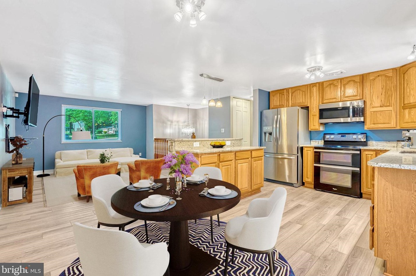 16000 Normandy Ct, Woodbridge VA  22191-4321 exterior