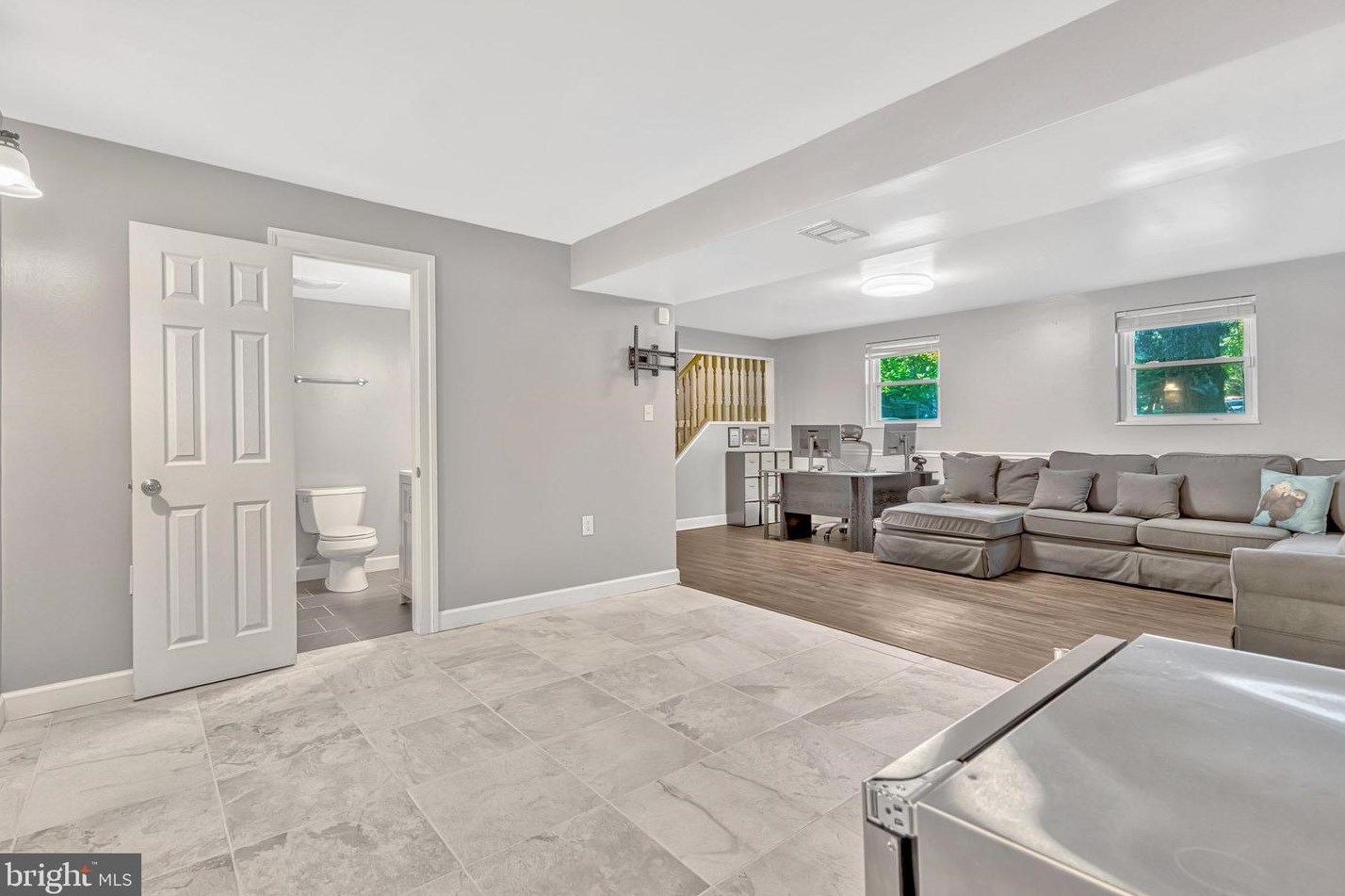 16000 Normandy Ct, Woodbridge VA  22191-4321 exterior
