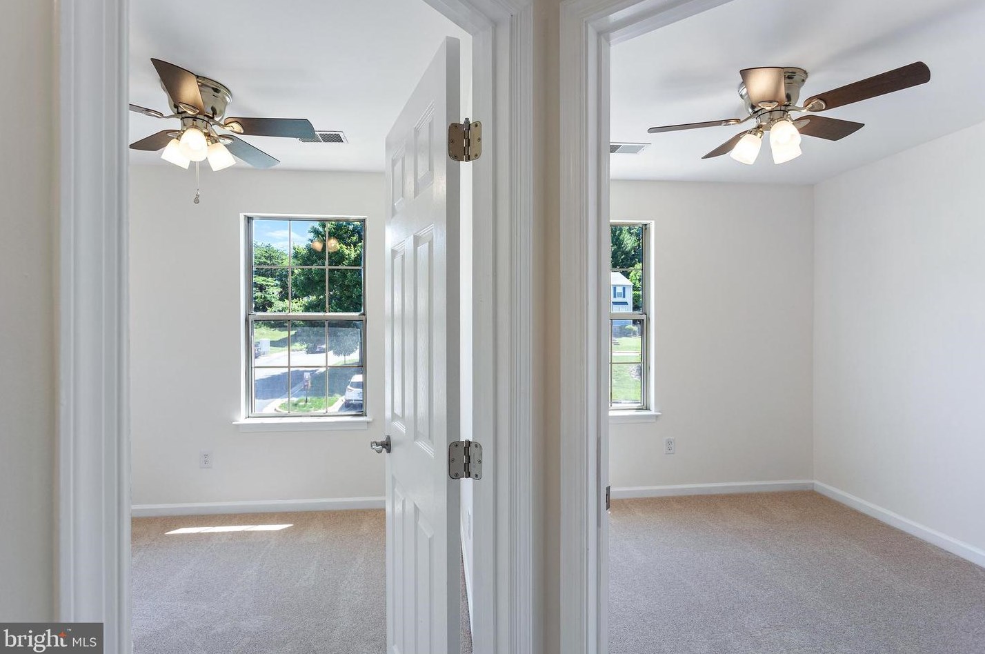 1985 Winslow Ct, Woodbridge VA  22191-4920 exterior