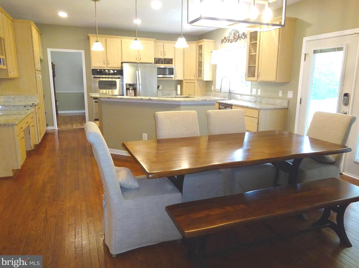 6601 Deep Hollow Ln, Manassas VA 20112-8620 exterior