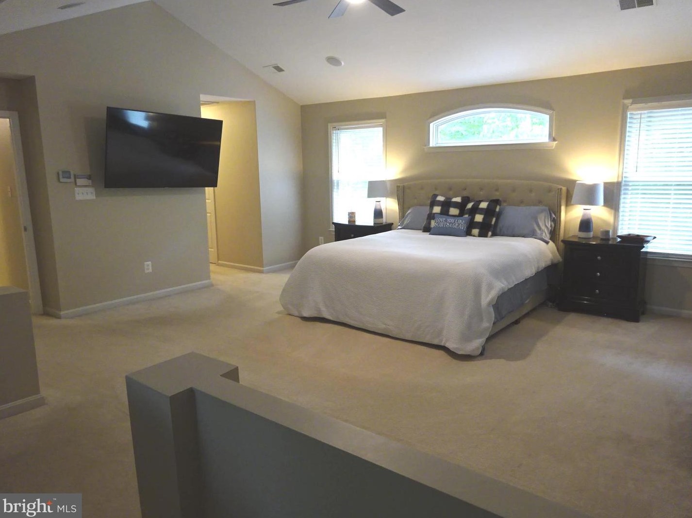 6601 Deep Hollow Ln, Manassas VA 20112-8620 exterior