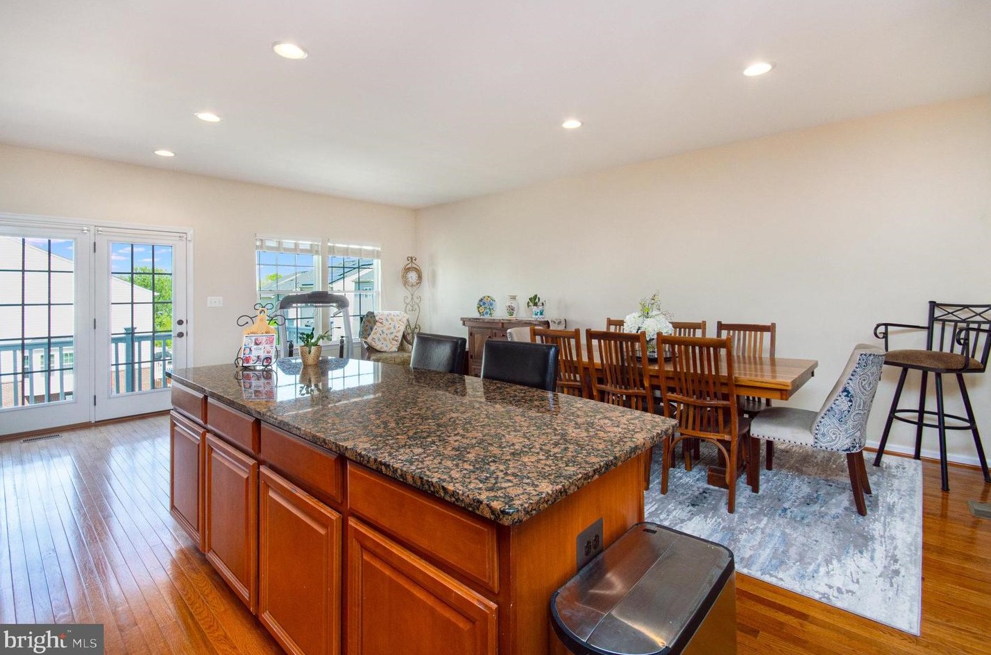 4470 Daisy Reid Ave, Woodbridge VA  22192-7805 exterior