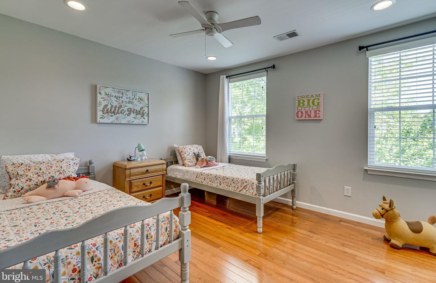 2702 Pheasant Hunt Rd, Woodbridge VA  22192-3929 exterior