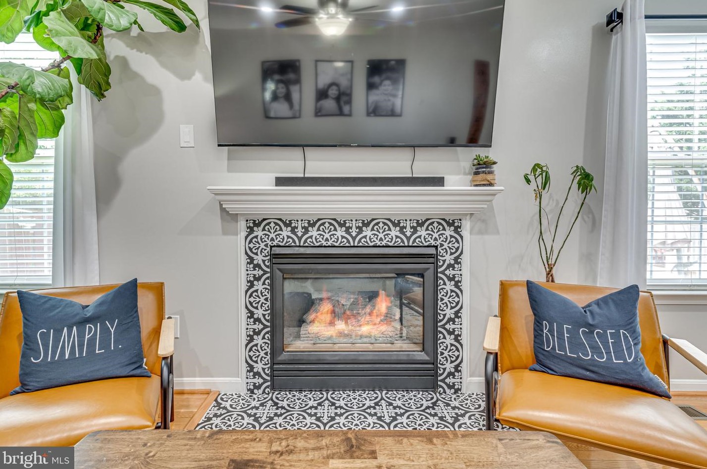 2702 Pheasant Hunt Rd, Woodbridge VA  22192-3929 exterior