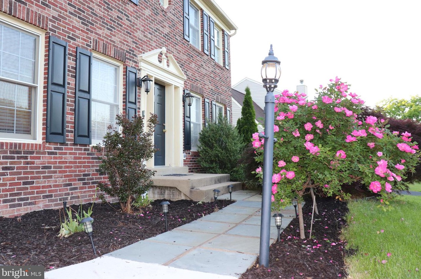 16120 Kennedy St, Woodbridge VA  22191-4500 exterior