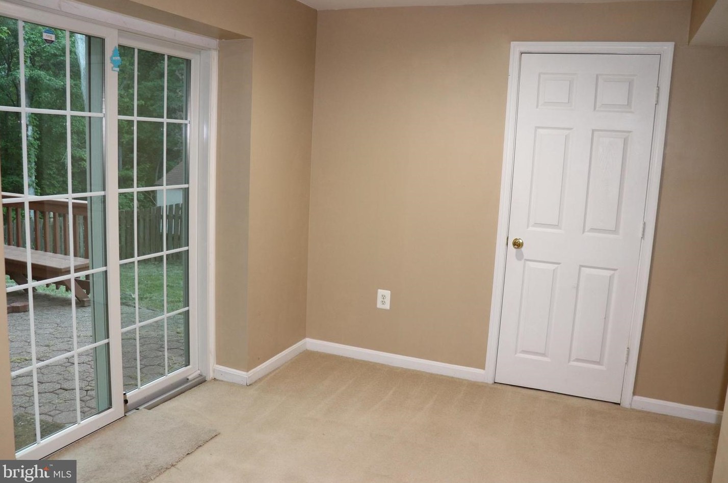 16120 Kennedy St, Woodbridge VA  22191-4500 exterior