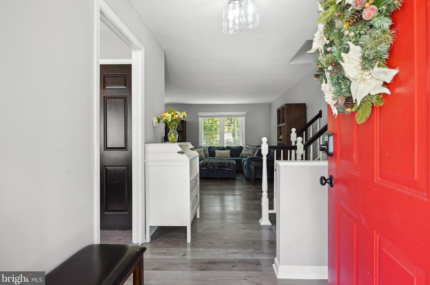 12505 Hedges Run Dr, Woodbridge VA  22192-1741 exterior