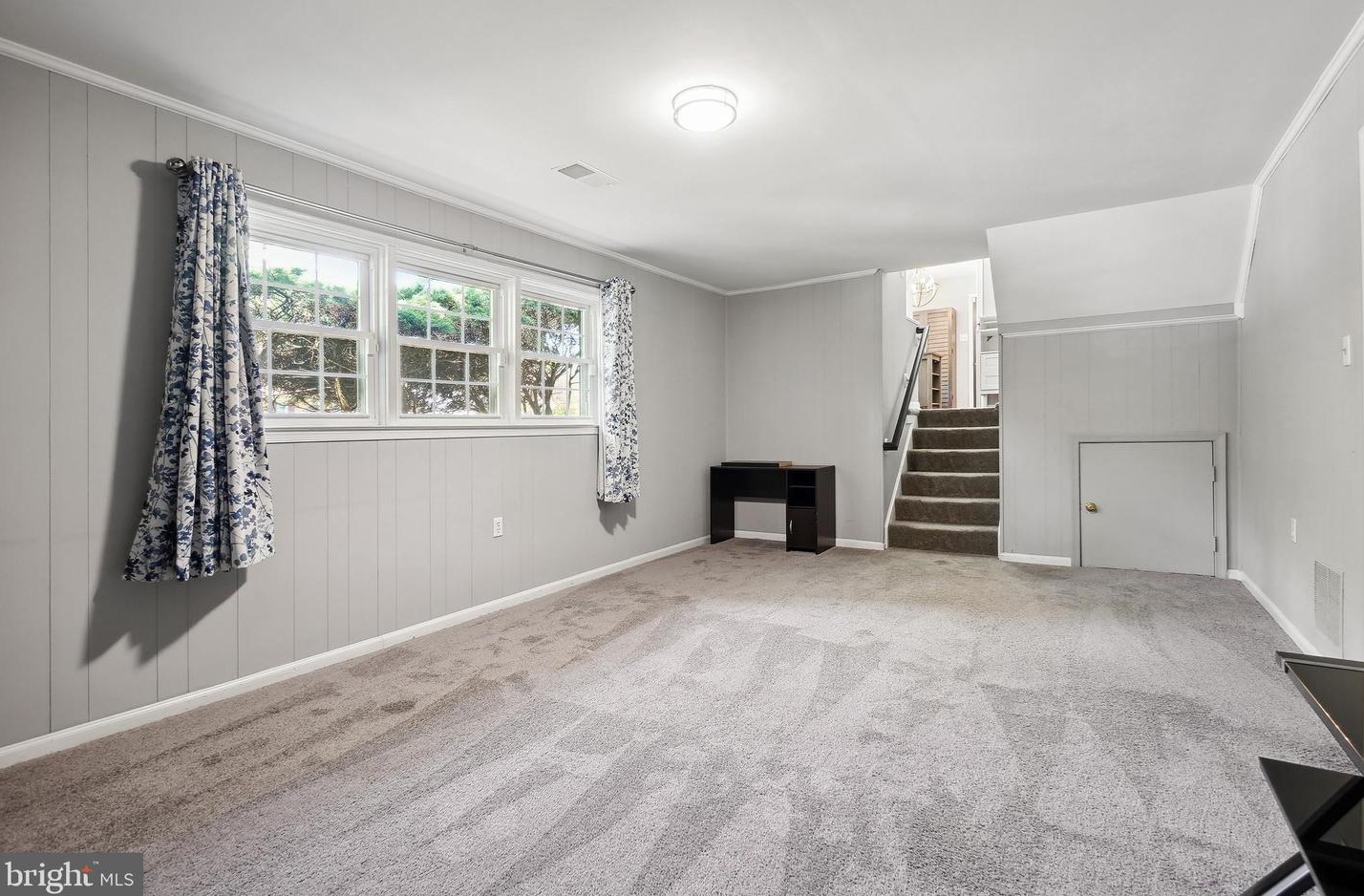 12505 Hedges Run Dr, Woodbridge VA  22192-1741 exterior