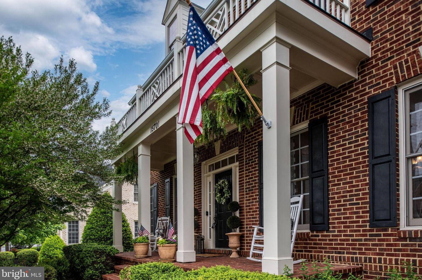 15701 Spyglass Hill Loop, Gainesville VA  20155-3226 exterior