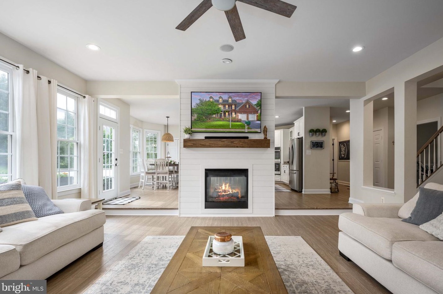 15701 Spyglass Hill Loop, Gainesville VA  20155-3226 exterior