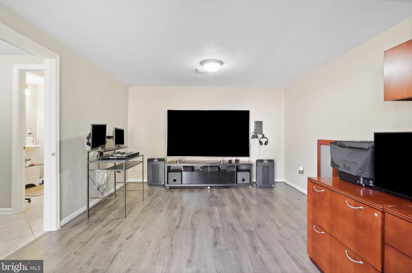 13567 Princedale Dr, Woodbridge VA  22193-3771 exterior