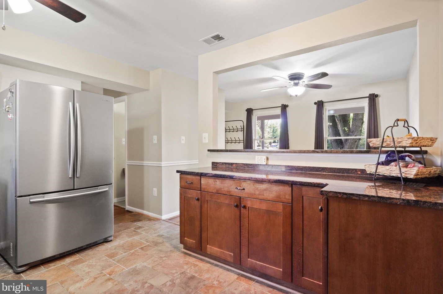 13567 Princedale Dr, Woodbridge VA  22193-3771 exterior