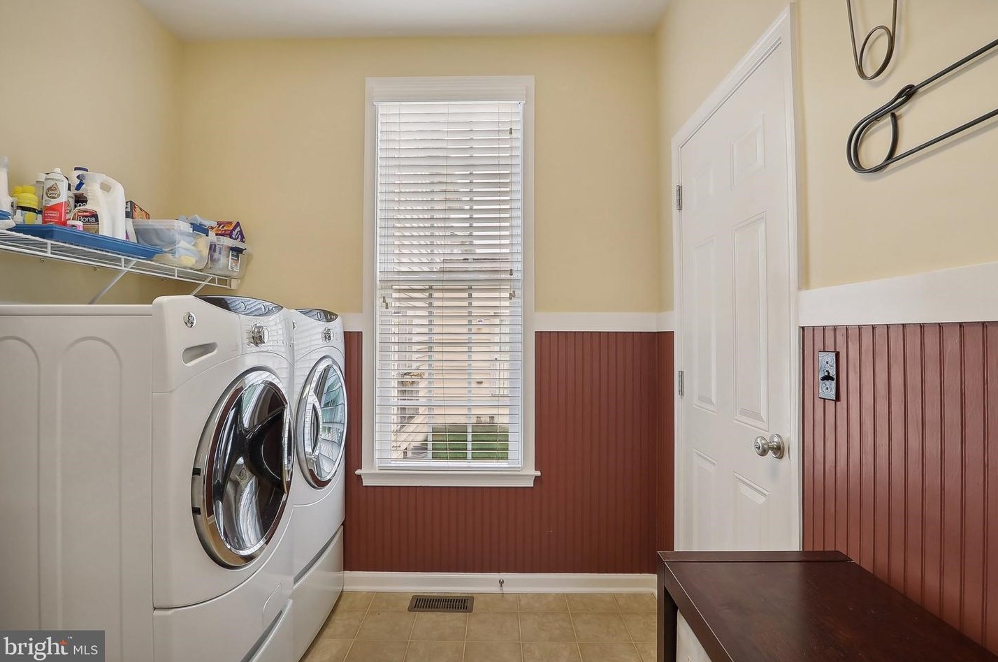 4712 Glass Mountain Way, Haymarket VA  20169-8146 exterior