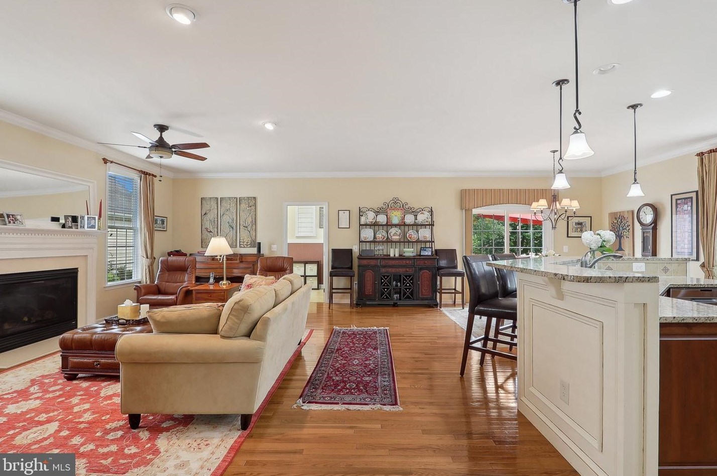 4712 Glass Mountain Way, Haymarket VA  20169-8146 exterior