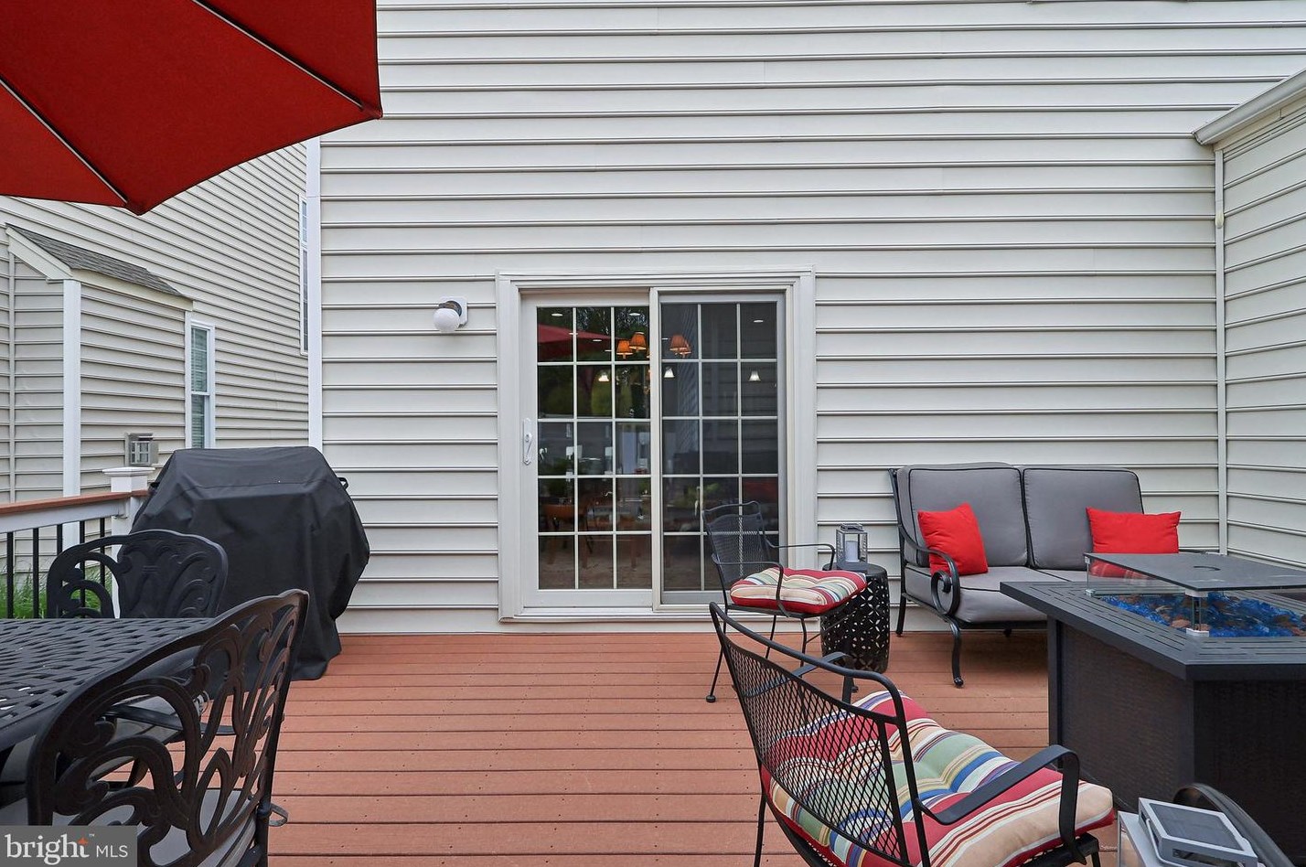 4712 Glass Mountain Way, Haymarket VA  20169-8146 exterior