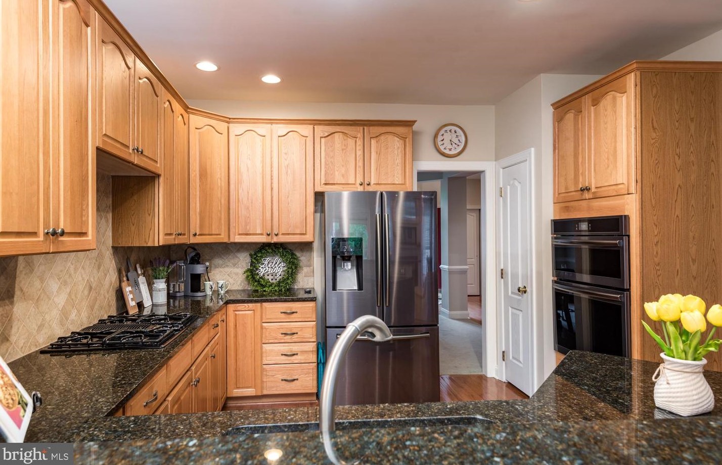 15752 Cool Spring Dr, Haymarket VA  20169-5419 exterior