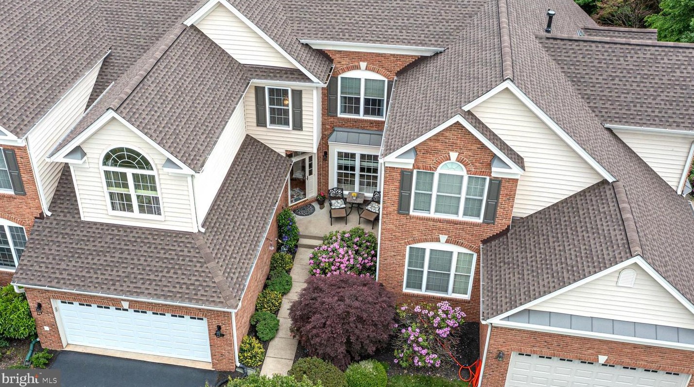 15752 Cool Spring Dr, Haymarket VA  20169-5419 exterior