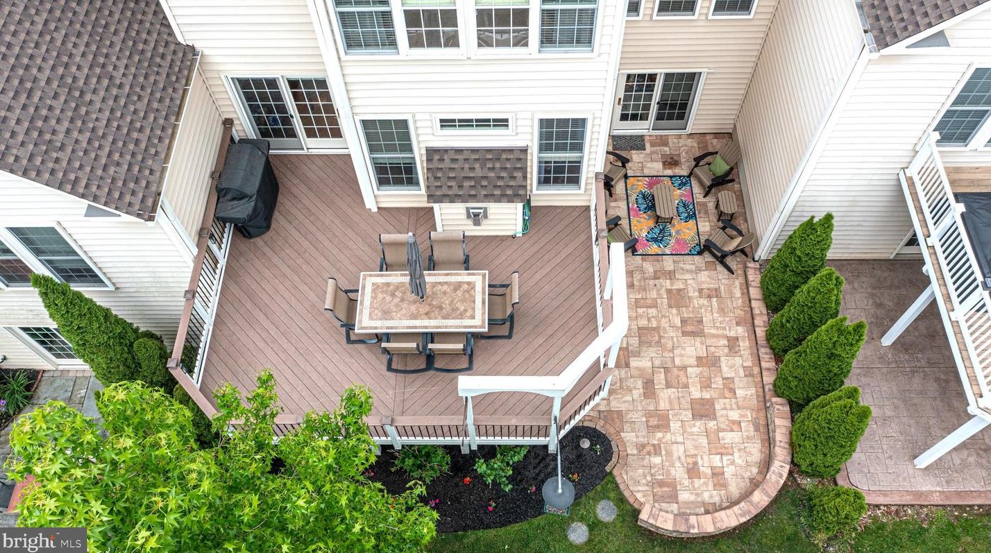 15752 Cool Spring Dr, Haymarket VA  20169-5419 exterior